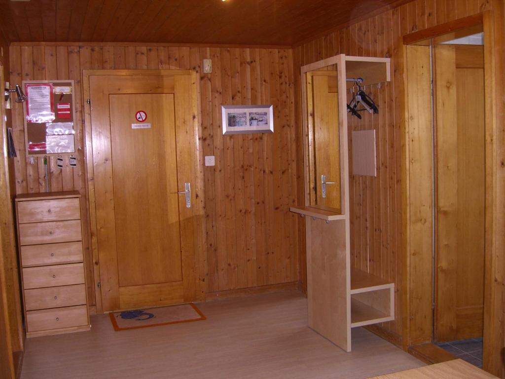 Ferienwohnung Tschudiboden room 4